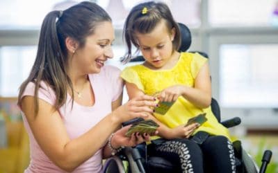 Une aide pour compenser les frais de soins et d’éducation.